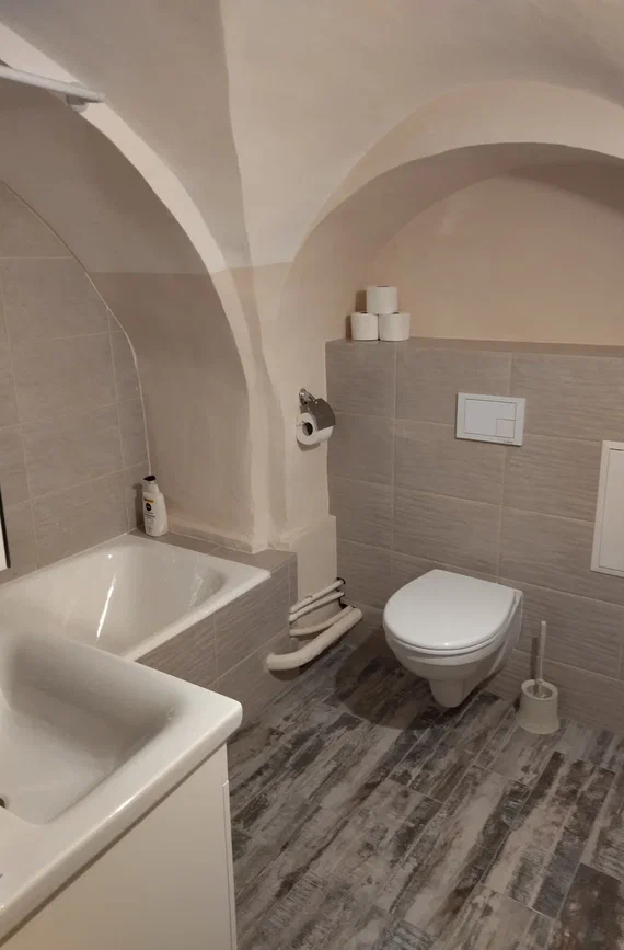 Просторная квартира на набережной Невы 