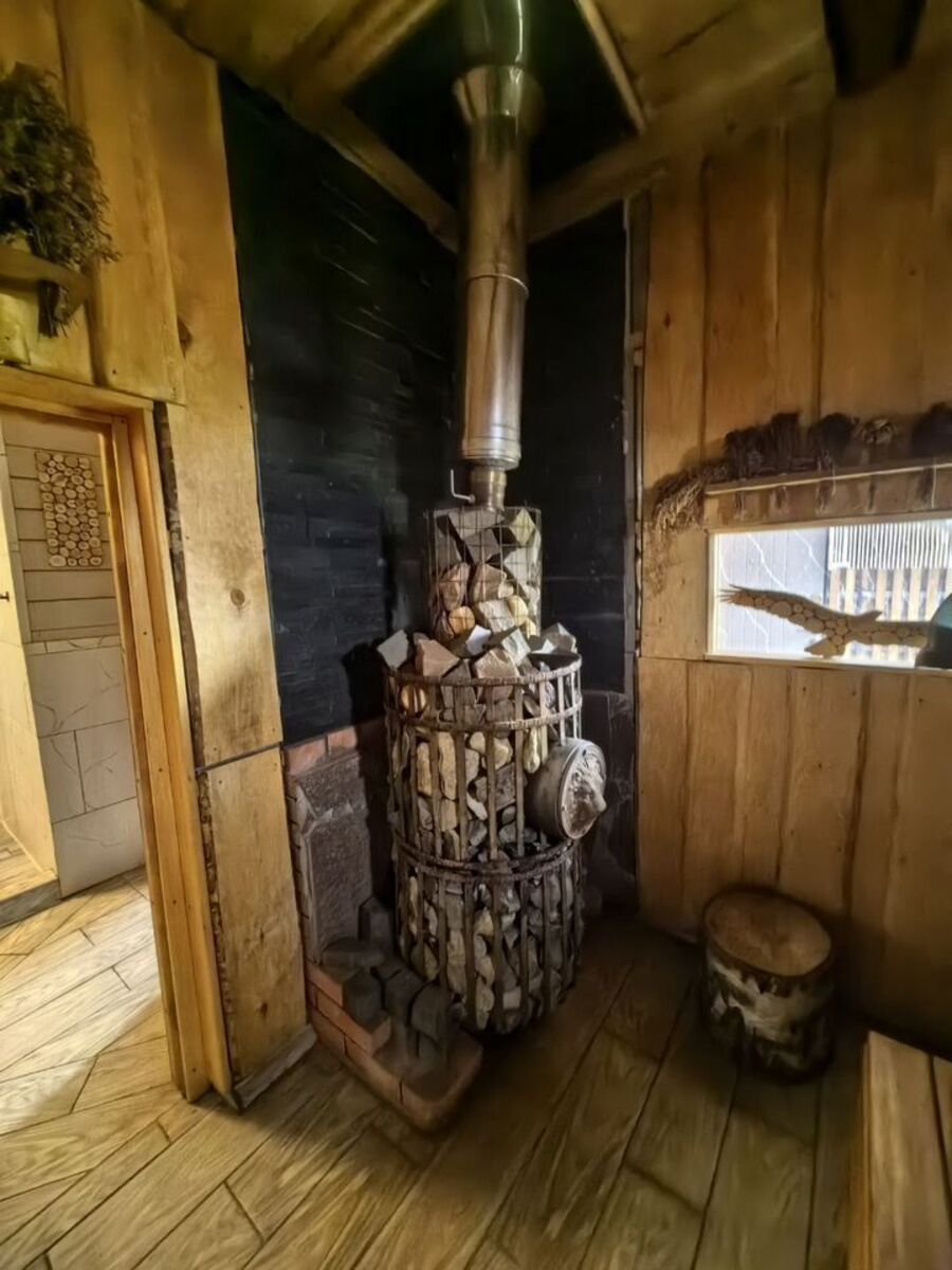 Уютный дом c чанoм и бaнeй для незабываемого oтдыхa