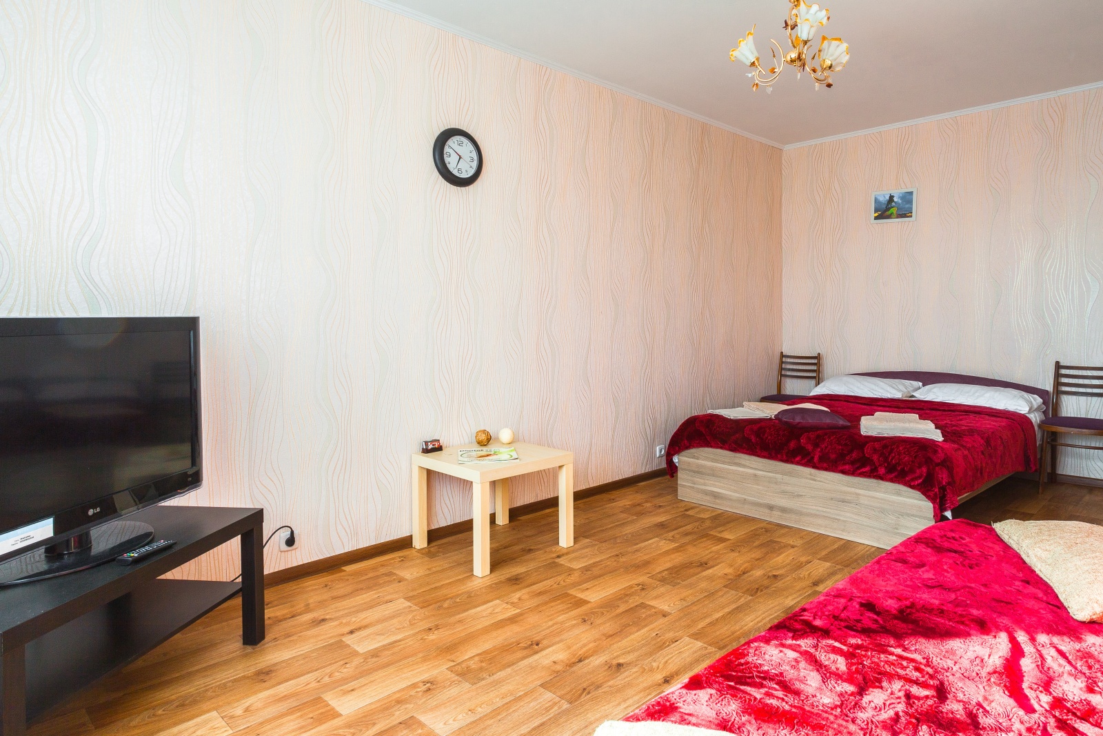 Однокомнатная на Белы Куна 13 к.4