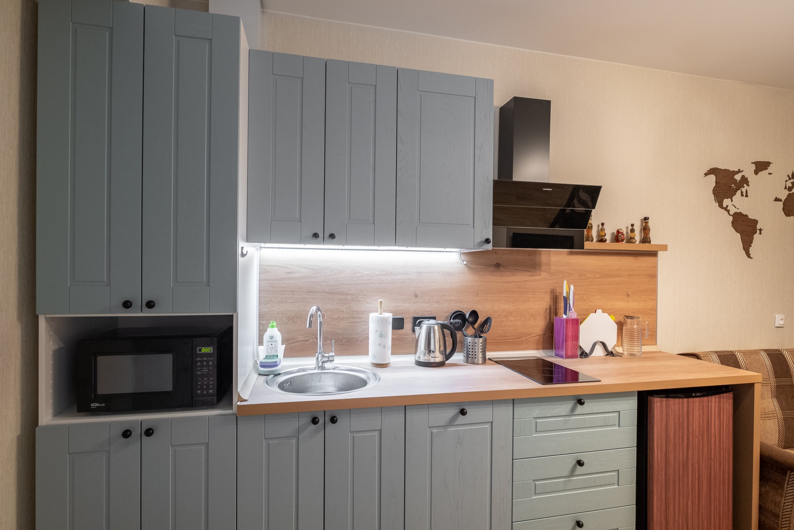 Яркая 2-к квартира в центре у метро