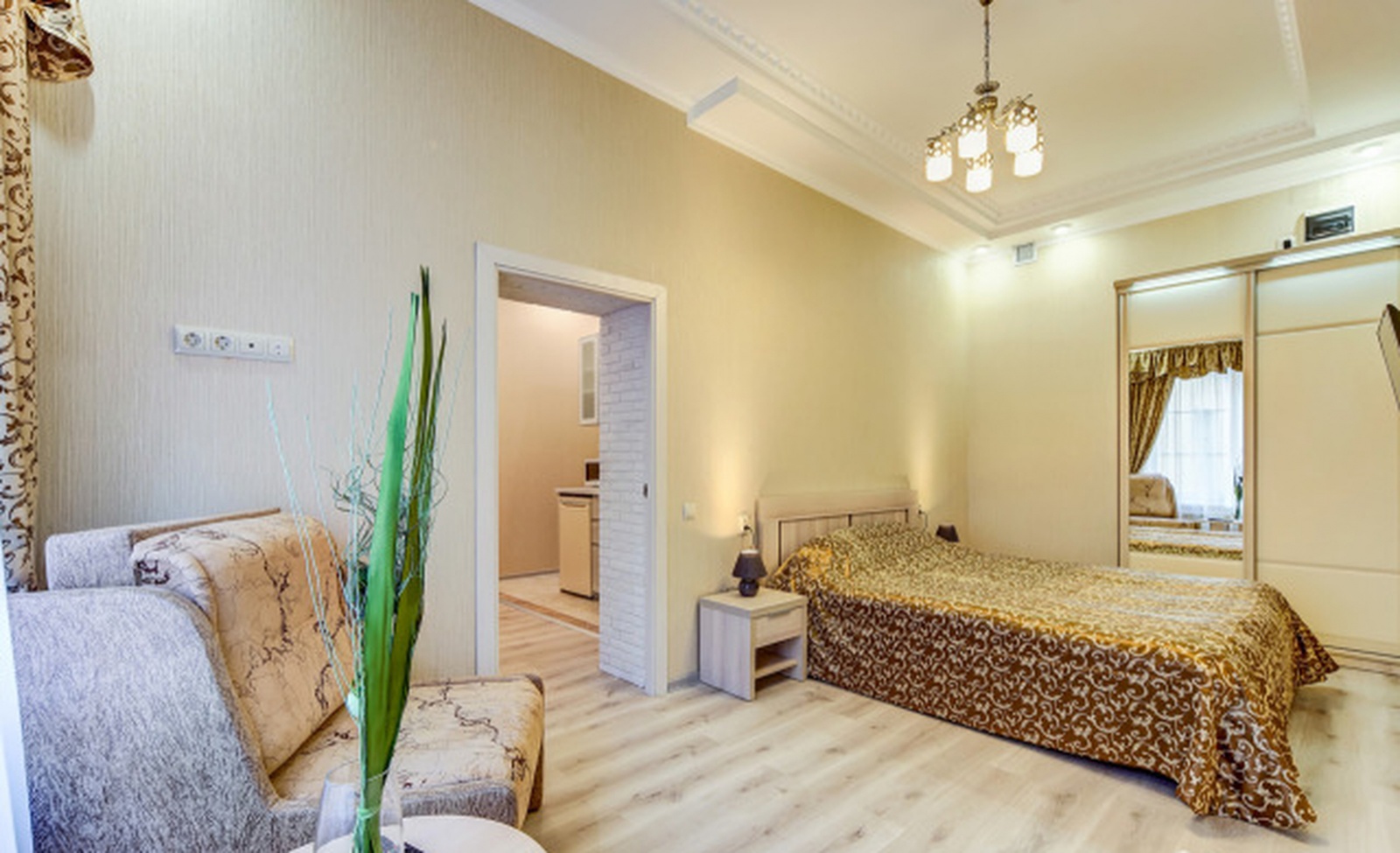 2-к квартира: Вознесенский пр-т, 3-5 