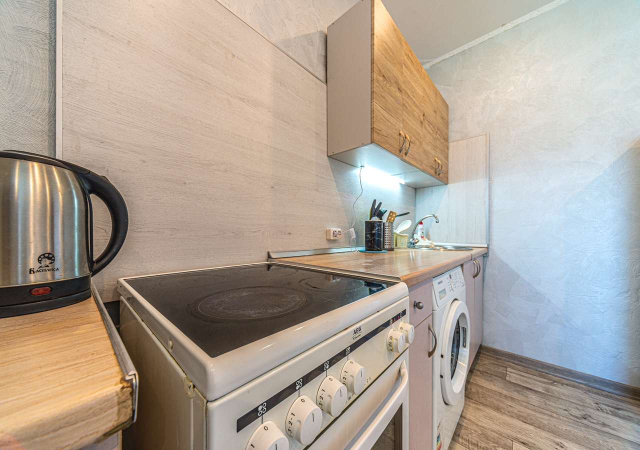 Двухкомнатная квартира около института Профсоюзов