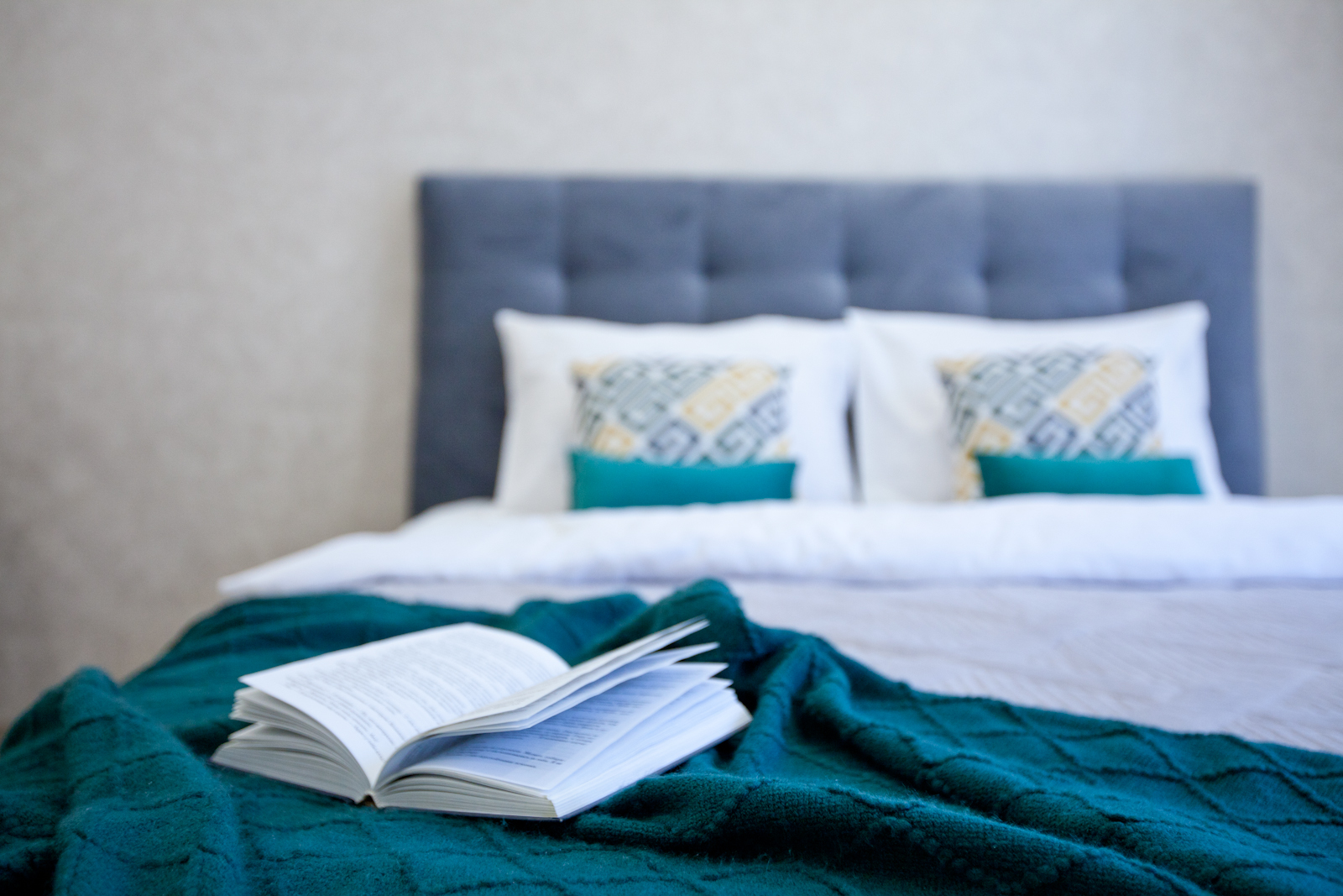 Booking Home студия Графит у м.Пионерская