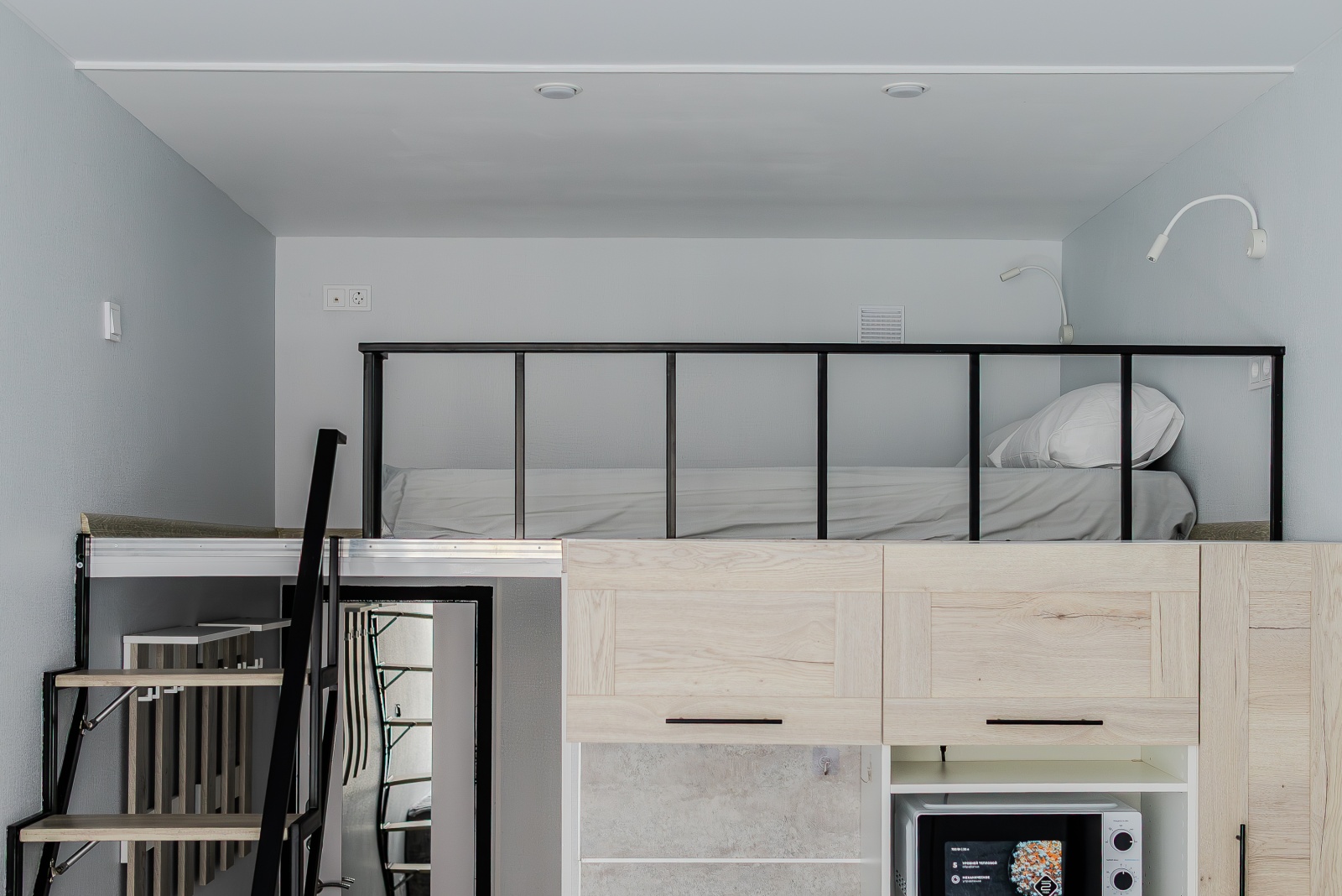 Коломенская 10