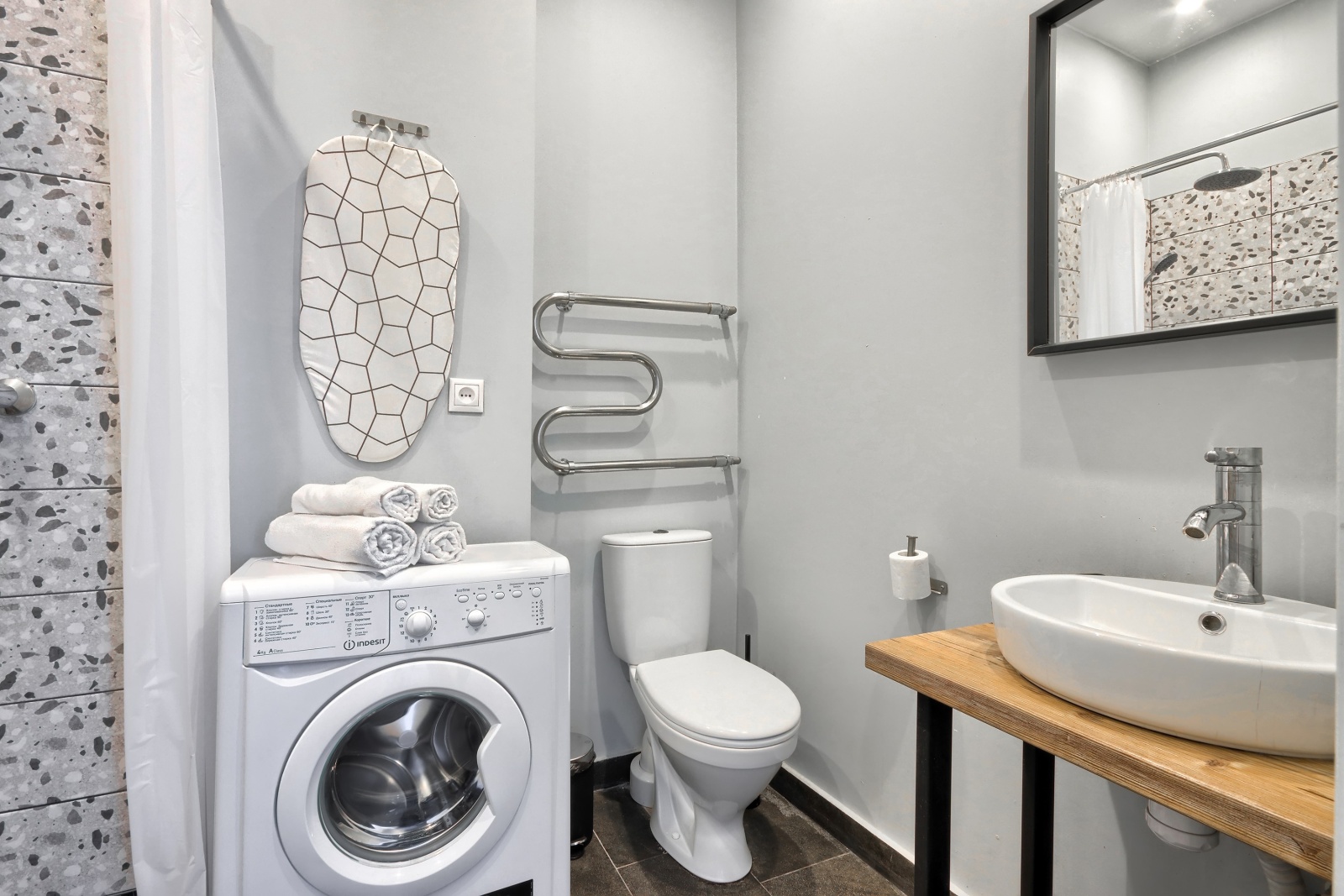 Стильная студия в тихом доме