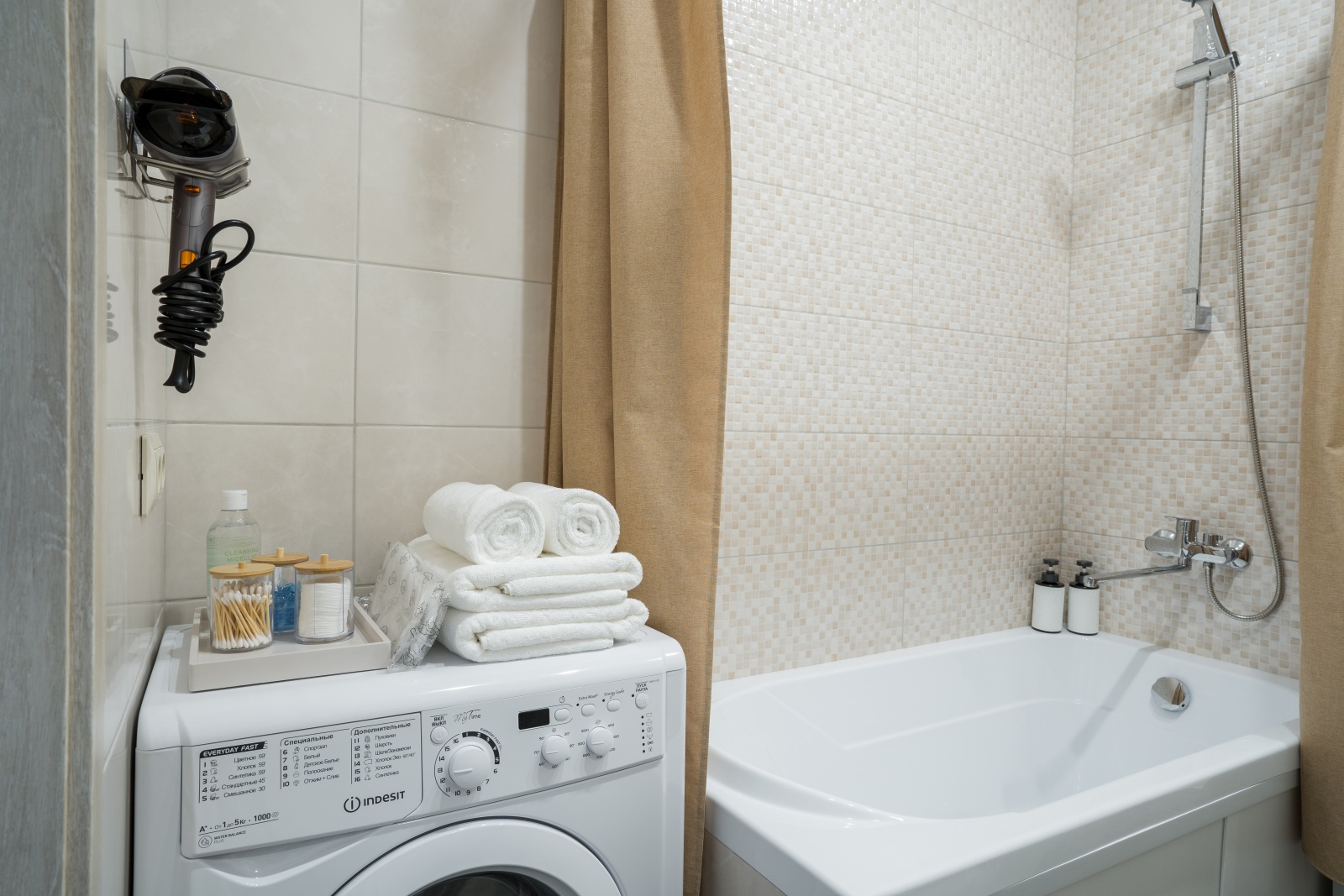 Светлая, красивая, уютная квартира-студия!