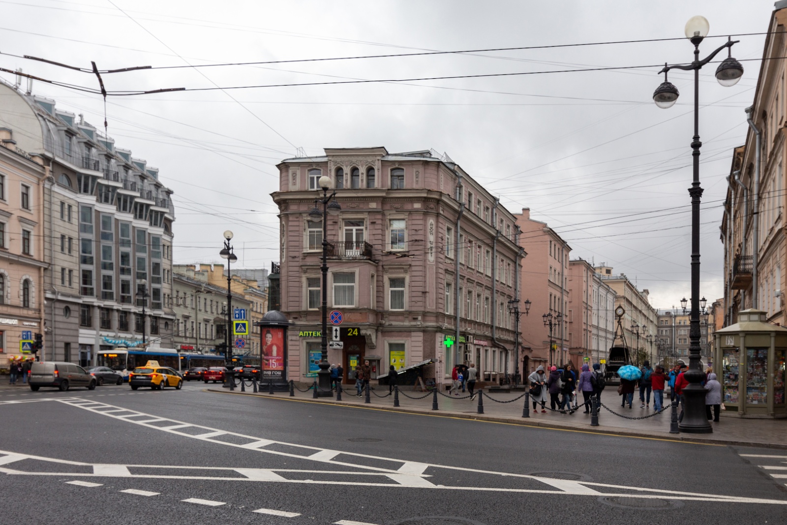 2-к квартира на Невский пр-т, 124