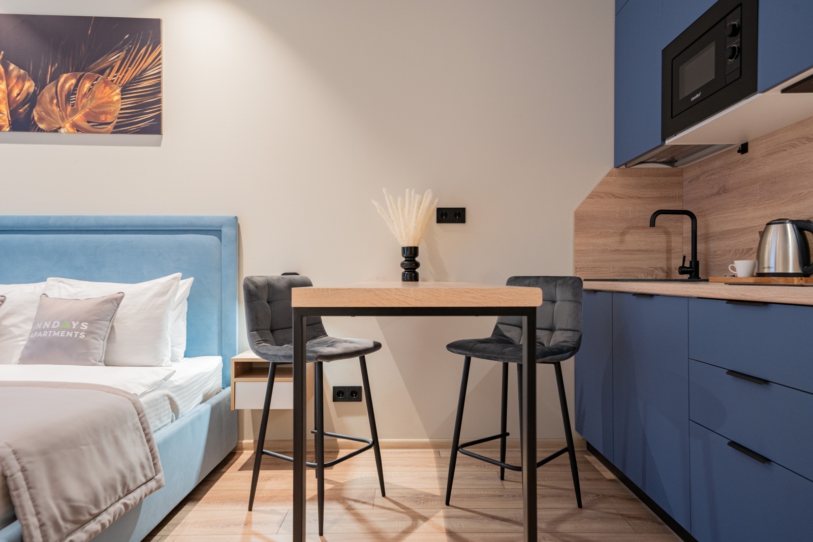 Inndays Apartments на Ладожской