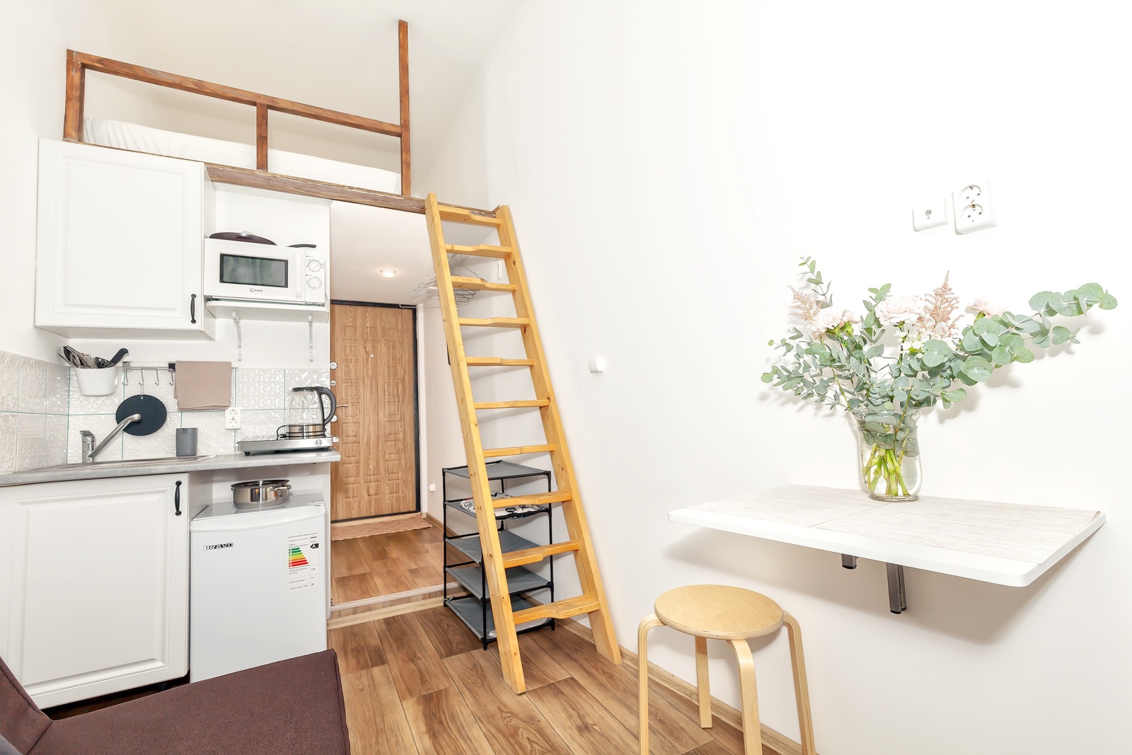 Студия на Васильевском острове