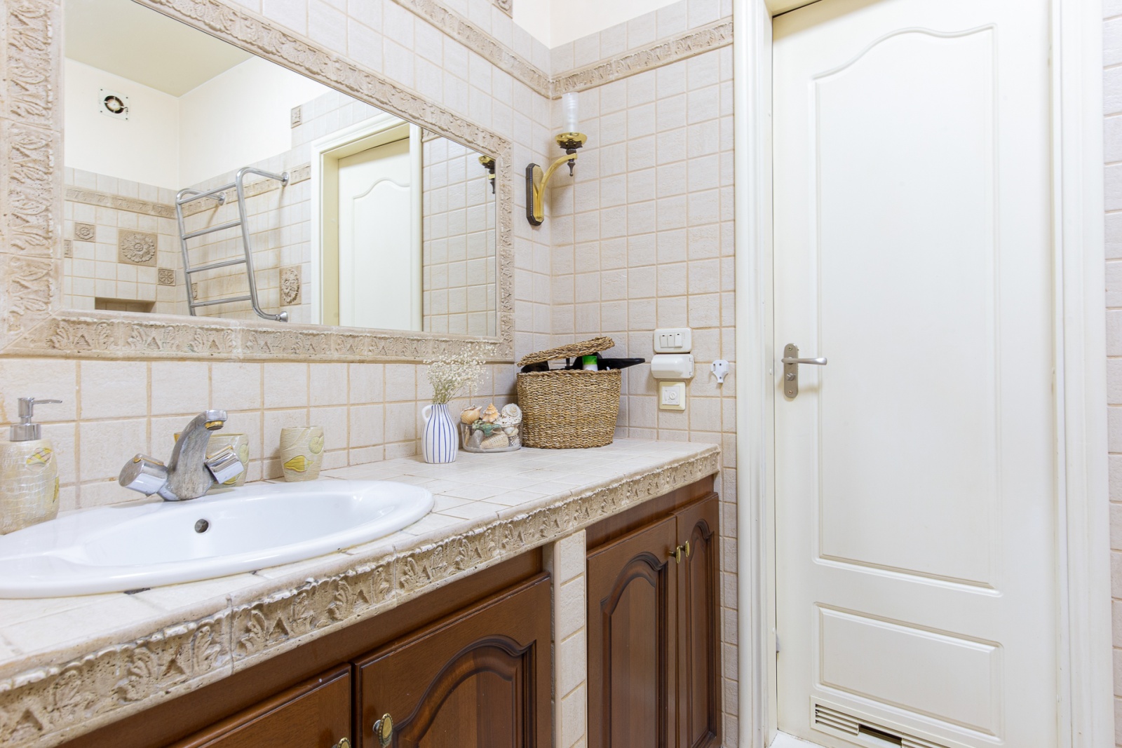 Трехкомнатные апартаменты UPiter (евротрешка) 100 м2 в центре Петербурга