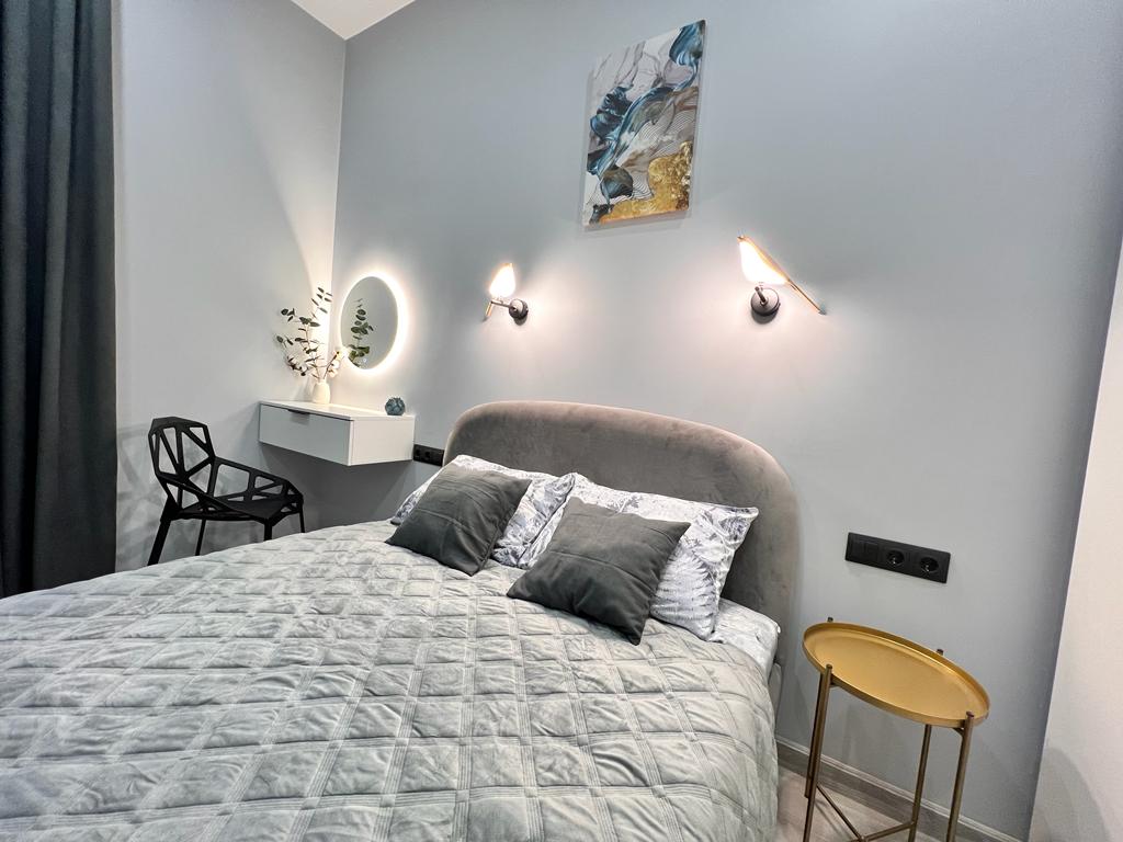 Дизайнерская евродвушка в центре около метро "Лиговский пр"