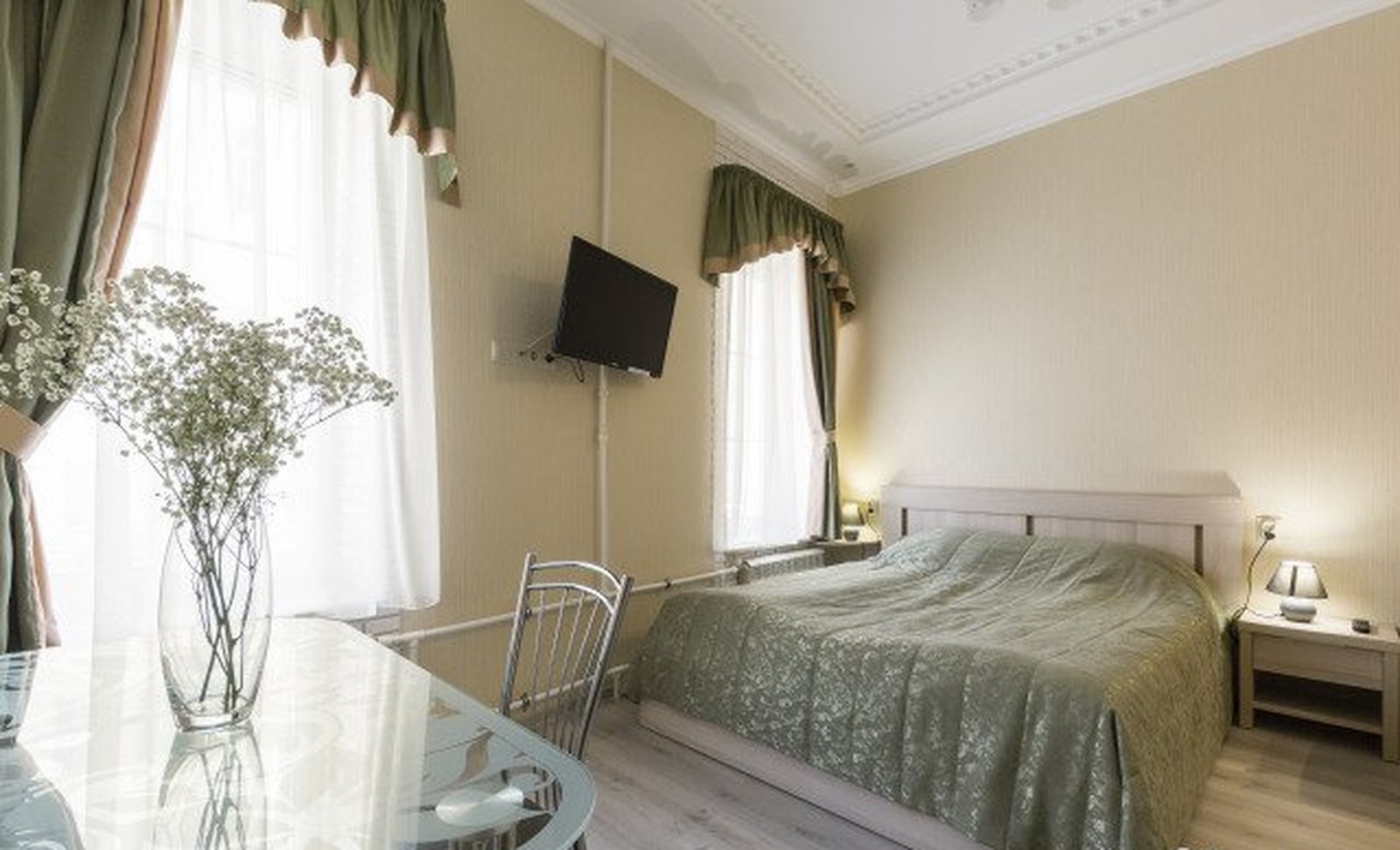 Студия: наб. реки Мойки, 70 