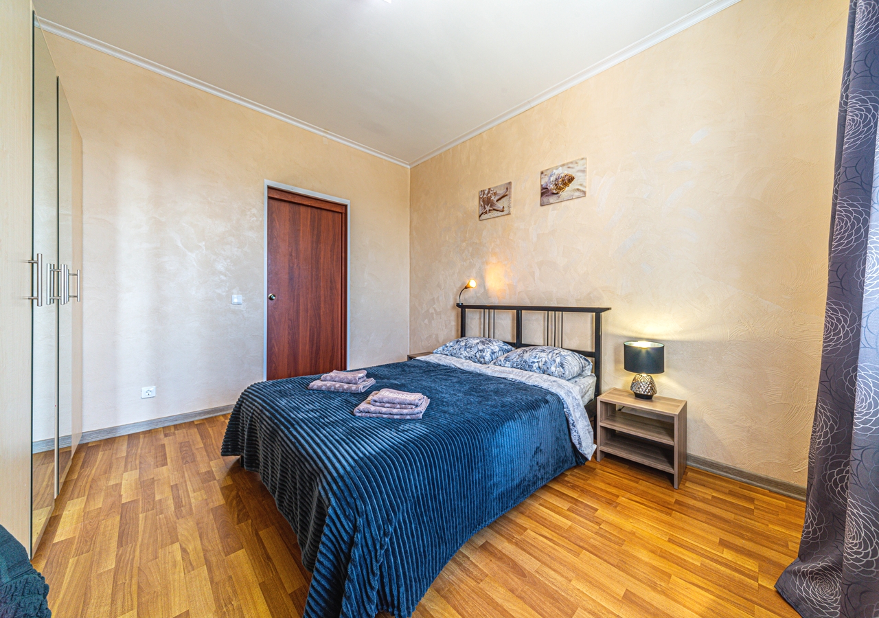 Двухкомнатная квартира около института Профсоюзов