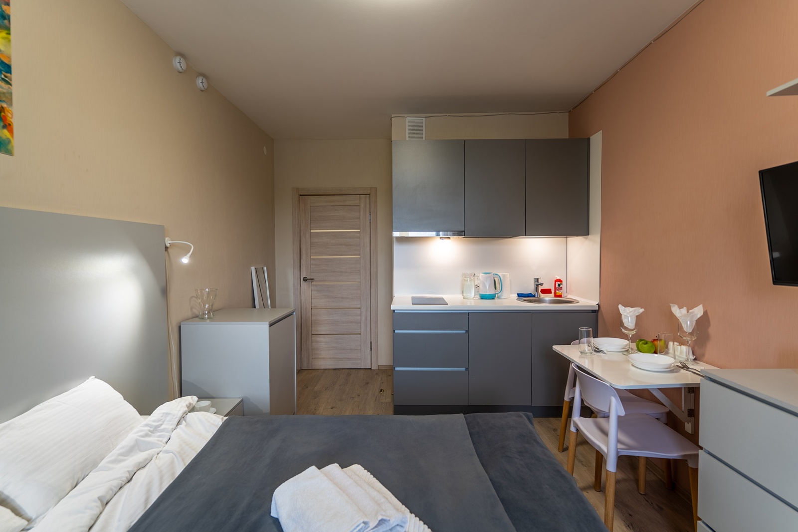 Апартаменты VKOMFORTE на улице Политехническая