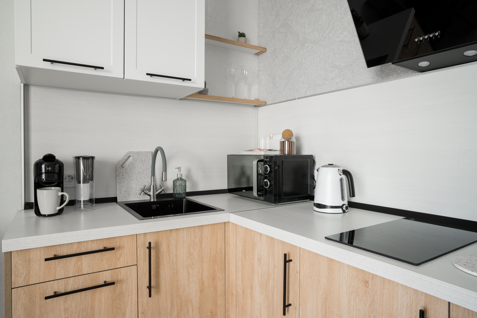 Светлая, красивая, уютная квартира-студия!