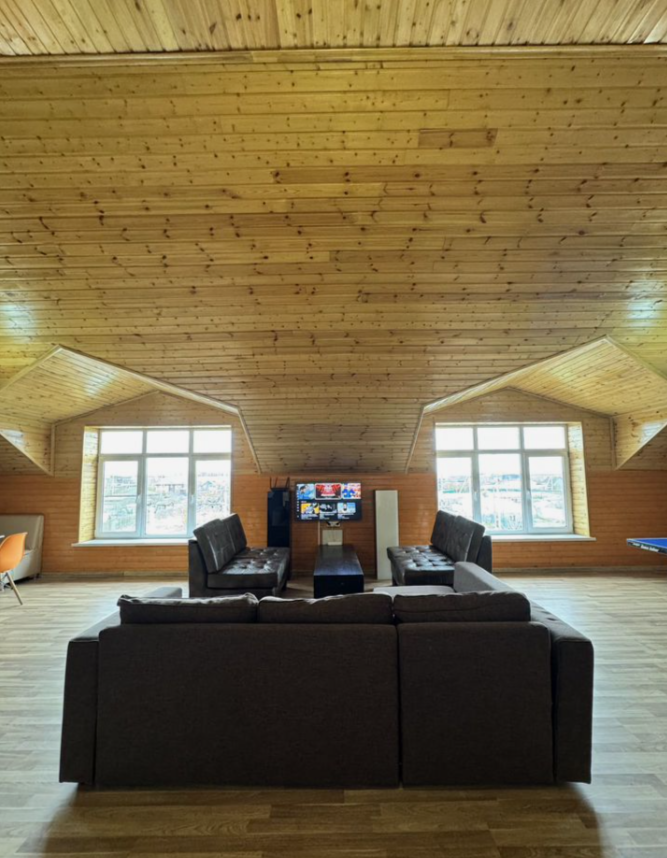 Аренда комфортабельного 5-к. дома, 307,7 м²