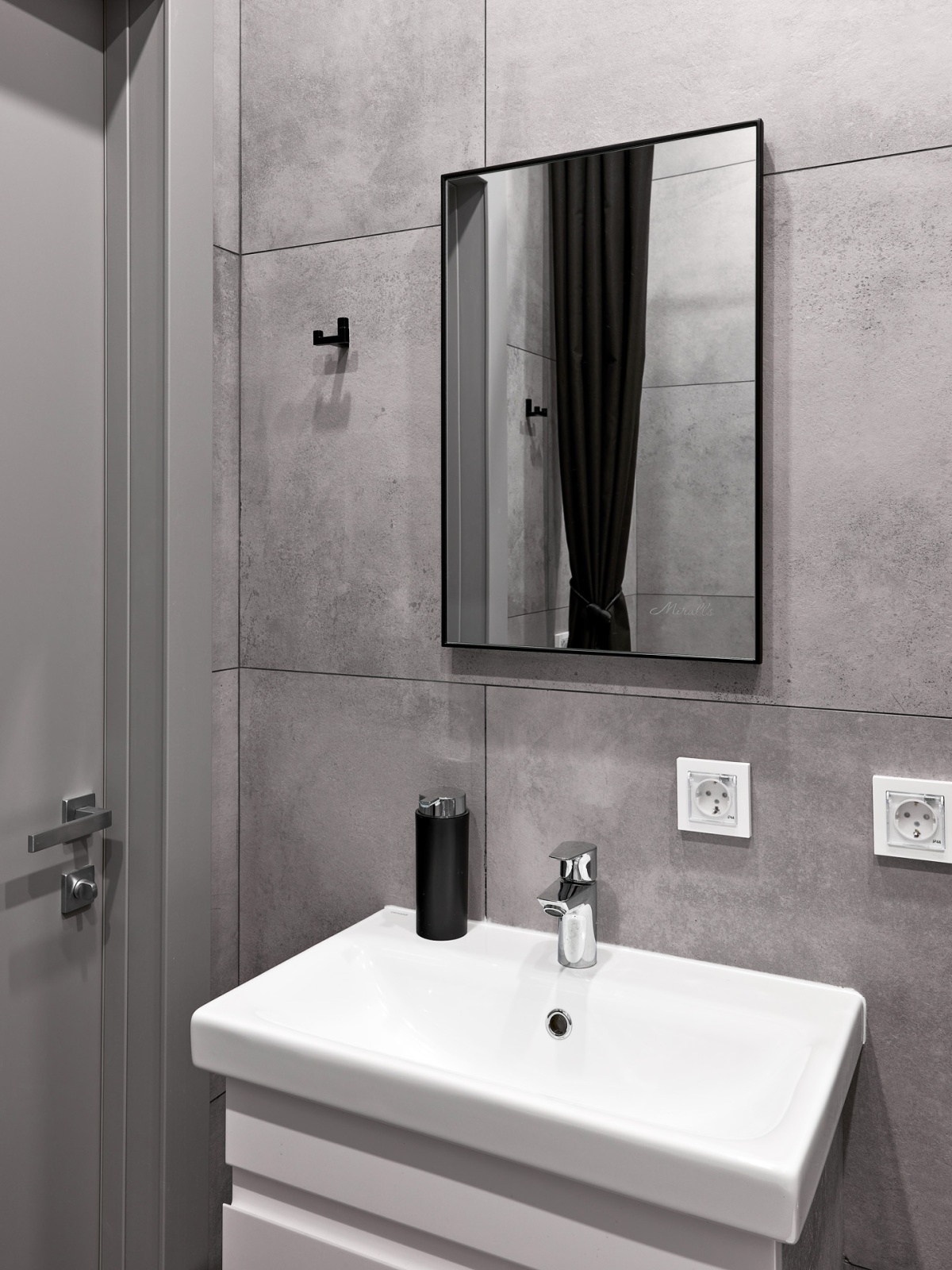 Студия у метро Приморская "Капучино"