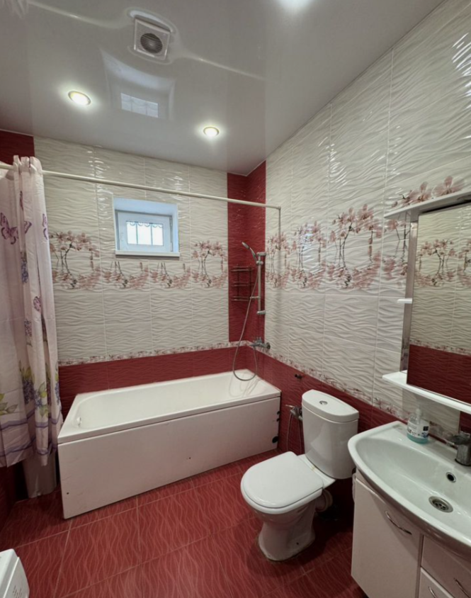 Аренда комфортабельного 5-к. дома, 307,7 м²