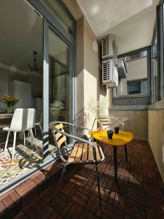  Шикарная квартира в историческом центре Санкт-Петербурга