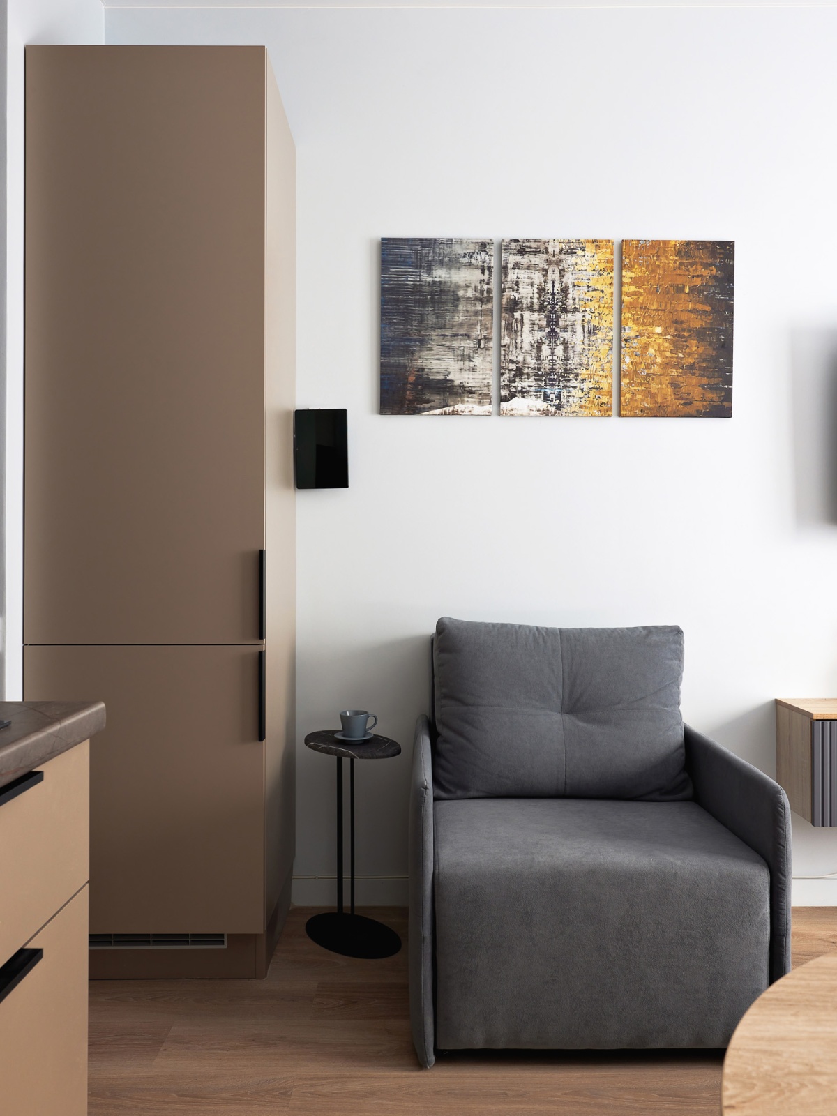 Студия у метро Приморская "Капучино"