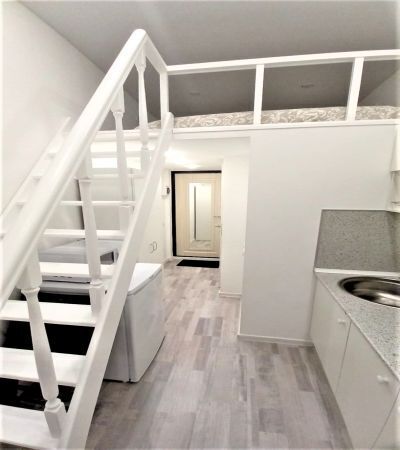 Квартира в пяти минутах от станции метро Петроградская. 