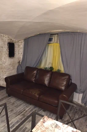 Просторная квартира на набережной Невы 