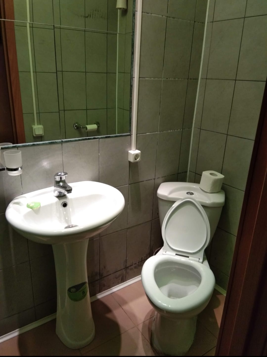 Трёхместный номер с 3 отдельными кроватями