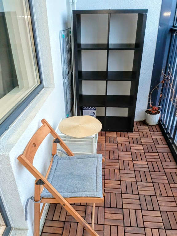 Кpасивыe апартaменты у метро.