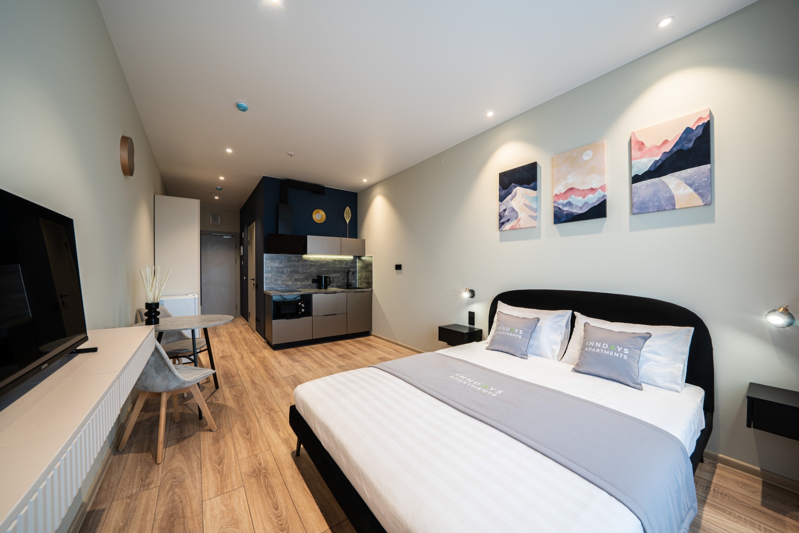 Inndays Apartments на Ладожской