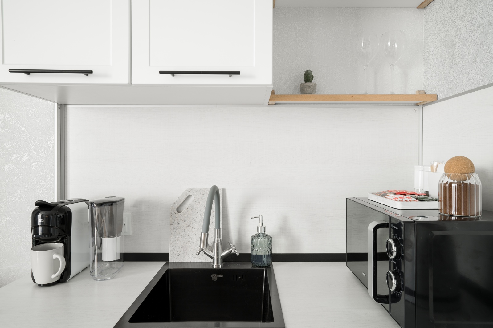 Светлая, красивая, уютная квартира-студия!