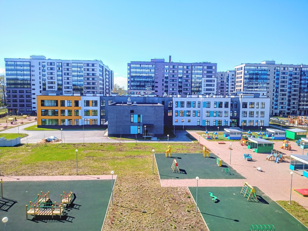 Комфортные апартаменты у метро.