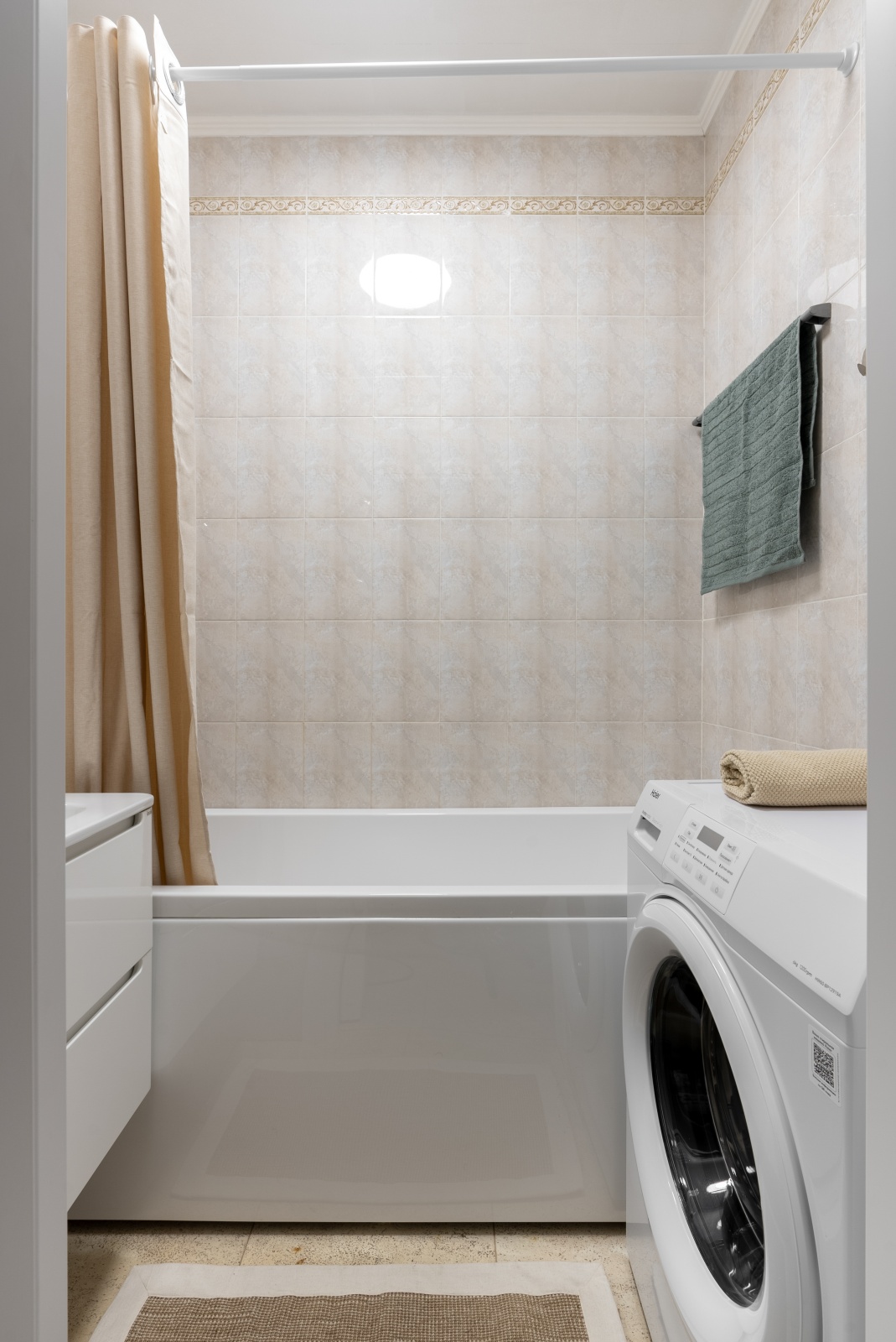 Примет до 3 гостей! Пишите,скидки