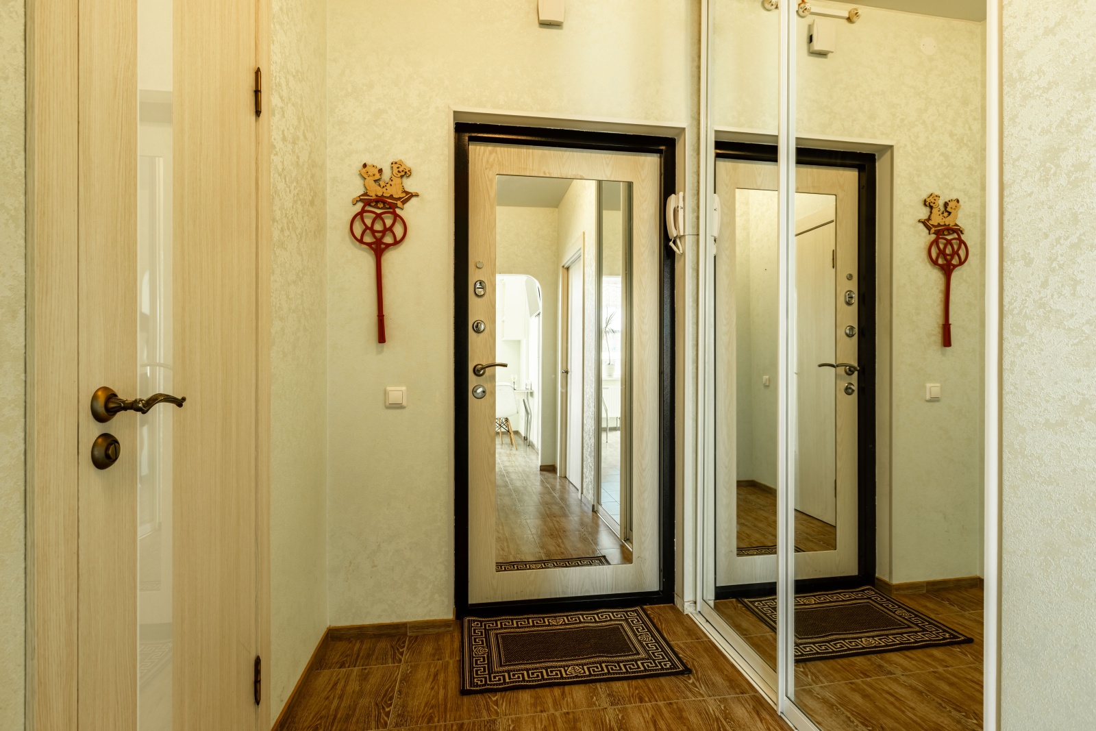 Уютная квартира у метро Рыбацкое!