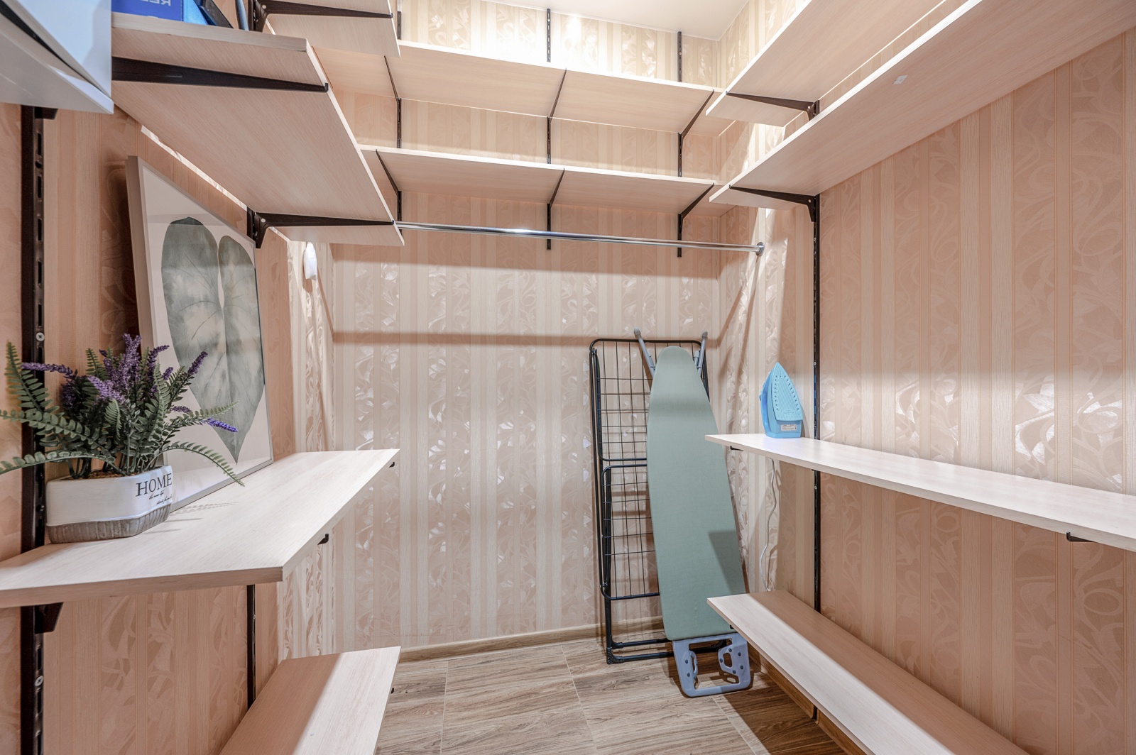 Квартира на улице Кременчугской 13/2